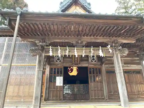 安田八幡宮の本殿