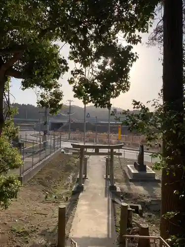 矢口神社の鳥居