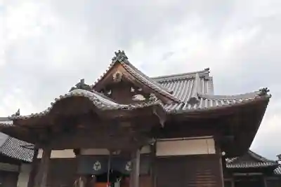 長尾寺の本殿・本堂