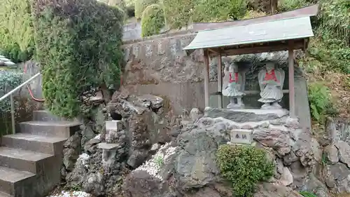 熊沢権現神社の像