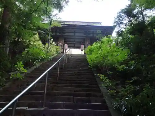 金剛輪寺の山門