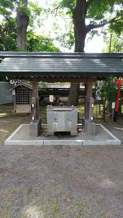 平塚神社の手水舎