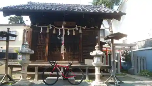 薬師神社の本殿