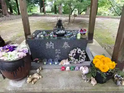 正一位 若草稲荷神社の手水舎