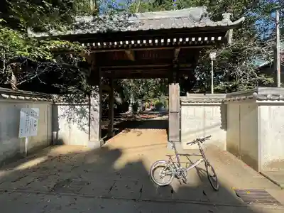 金蔵寺の山門・神門