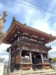 酒見寺の山門