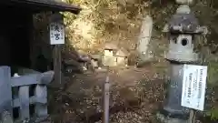 宇迦神社の末社