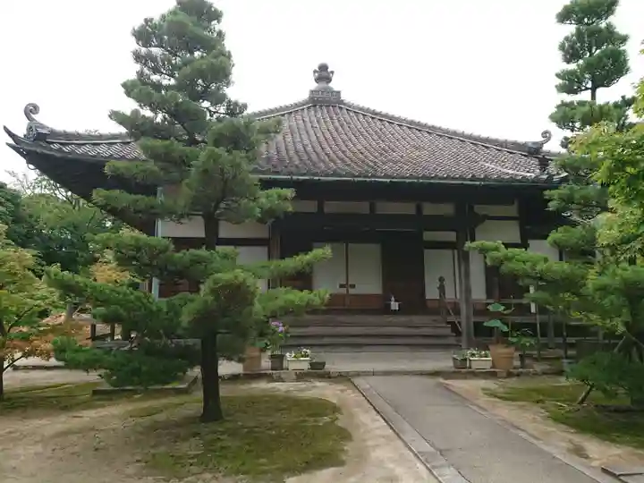 貞照院の本殿・本堂