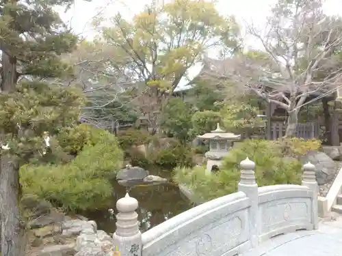 彦島八幡宮の庭園