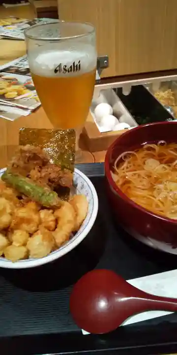 三囲神社銀座摂社の食事