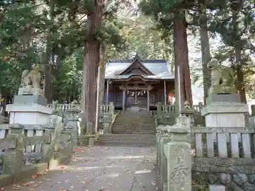 法性神社の本殿・本堂