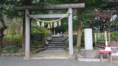 葛原岡神社の鳥居