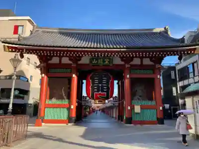 浅草寺の山門・神門
