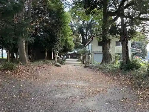 川神社の建物その他