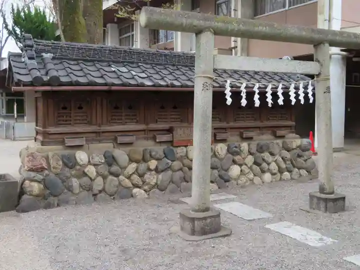 高城神社の末社・摂社