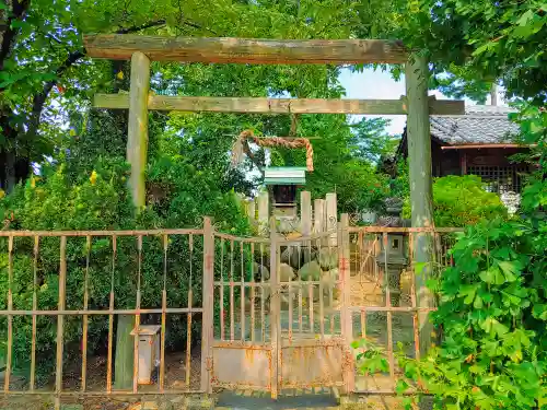 八幡社（下起北）の末社