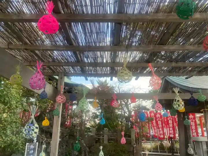 八剱八幡神社の{uncategorized: "未分類", other: "その他", undefined: "問題あり", building: "その他建物", grave: "お墓", sacred_gate: "鳥居", guardian: "狛犬", statue: "像", buddha: "仏像", history: "歴史", nature: "自然", garden: "庭園", animal: "動物", pagoda: "塔", temizu: "手水舎", mountain_gate: "山門・神門", sanctuary: "本殿・本堂", subordinate: "末社・摂社", art: "芸術", scenery: "景色", jizo: "地蔵", ema: "絵馬", goshuin: "御朱印", omikuji: "おみくじ", items: "授与品その他", amulet: "お守り", goshuincho: "御朱印帳", eats: "食事", festival: "お祭り", votive_dance: "神楽", shichigosan: "七五三参", wedding: "結婚式", experience: "体験その他", initially: "初詣", around: "周辺", anti_infection: "感染症対策"}