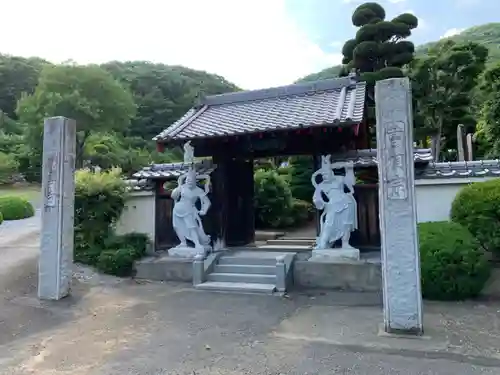 清雲寺の山門・神門
