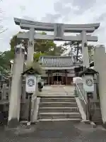 水堂須佐男神社の{uncategorized: "未分類", other: "その他", undefined: "問題あり", building: "その他建物", grave: "お墓", sacred_gate: "鳥居", guardian: "狛犬", statue: "像", buddha: "仏像", history: "歴史", nature: "自然", garden: "庭園", animal: "動物", pagoda: "塔", temizu: "手水舎", mountain_gate: "山門・神門", sanctuary: "本殿・本堂", subordinate: "末社・摂社", art: "芸術", scenery: "景色", jizo: "地蔵", ema: "絵馬", goshuin: "御朱印", omikuji: "おみくじ", items: "授与品その他", amulet: "お守り", goshuincho: "御朱印帳", eats: "食事", festival: "お祭り", votive_dance: "神楽", shichigosan: "七五三参", wedding: "結婚式", experience: "体験その他", initially: "初詣", around: "周辺", anti_infection: "感染症対策"}