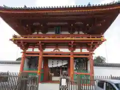 喜光寺の山門