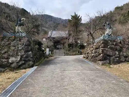 龍雲寺の建物その他