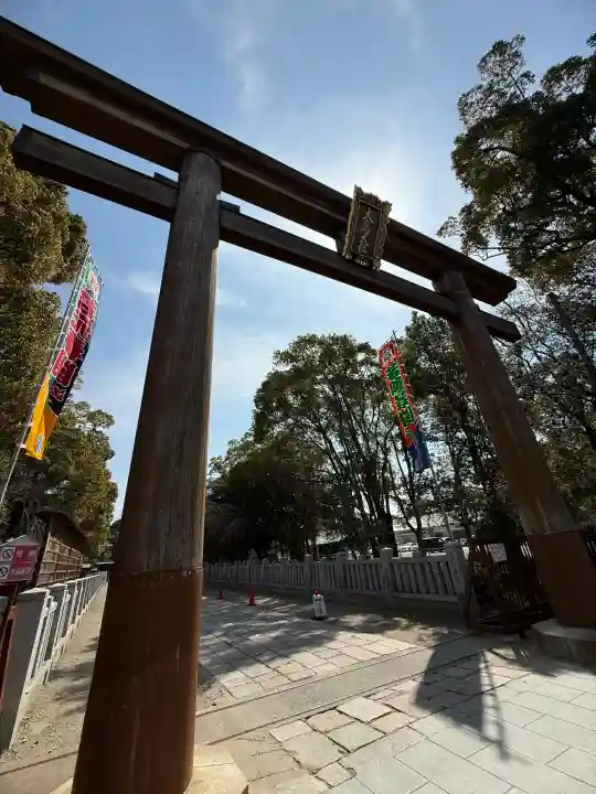 和泉國一之宮 大鳥大社の{uncategorized: "未分類", other: "その他", undefined: "問題あり", building: "その他建物", grave: "お墓", sacred_gate: "鳥居", guardian: "狛犬", statue: "像", buddha: "仏像", history: "歴史", nature: "自然", garden: "庭園", animal: "動物", pagoda: "塔", temizu: "手水舎", mountain_gate: "山門・神門", sanctuary: "本殿・本堂", subordinate: "末社・摂社", art: "芸術", scenery: "景色", jizo: "地蔵", ema: "絵馬", goshuin: "御朱印", omikuji: "おみくじ", items: "授与品その他", amulet: "お守り", goshuincho: "御朱印帳", eats: "食事", festival: "お祭り", votive_dance: "神楽", shichigosan: "七五三参", wedding: "結婚式", experience: "体験その他", initially: "初詣", around: "周辺", anti_infection: "感染症対策"}