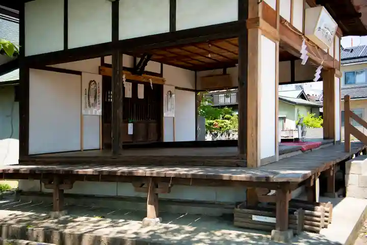 木留神社の本殿・本堂