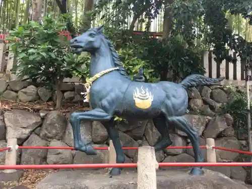 瓢箪山稲荷神社の狛犬