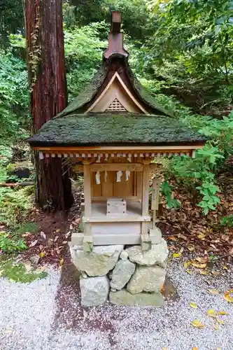 高鴨神社の末社