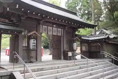 都農神社の山門・神門
