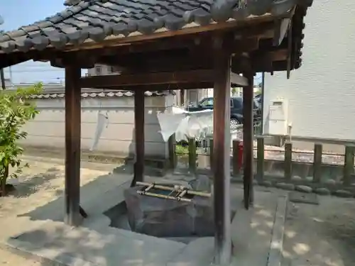 天白社の手水舎