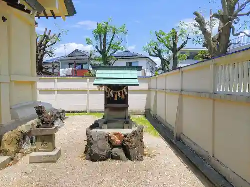 修理若御子社の末社・摂社