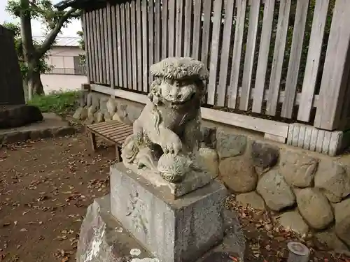 片瀬諏訪神社の狛犬