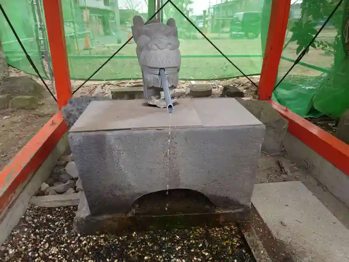 龍ケ崎八坂神社の手水舎