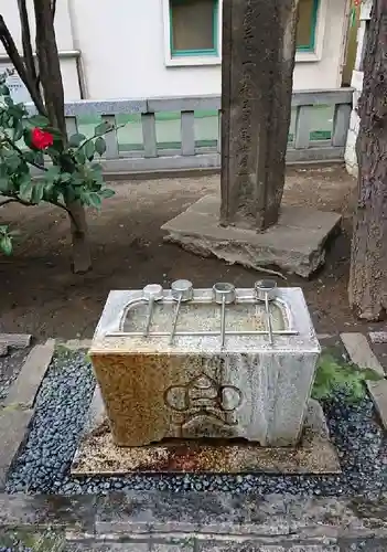 兜神社の手水舎