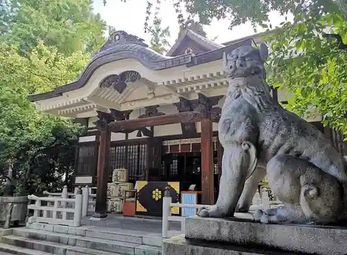 鳥越神社の狛犬