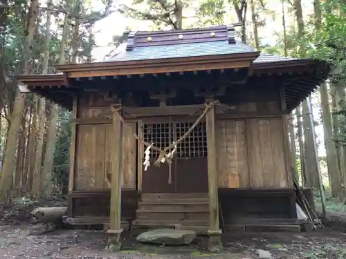 湯泉神社の本殿・本堂