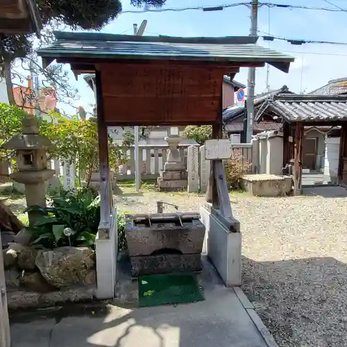 飛鳥神社の手水舎