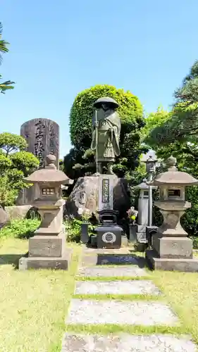 正満寺の像