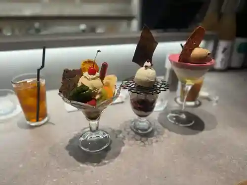 札幌諏訪神社の{uncategorized: "未分類", other: "その他", undefined: "問題あり", building: "その他建物", grave: "お墓", sacred_gate: "鳥居", guardian: "狛犬", statue: "像", buddha: "仏像", history: "歴史", nature: "自然", garden: "庭園", animal: "動物", pagoda: "塔", temizu: "手水舎", mountain_gate: "山門・神門", sanctuary: "本殿・本堂", subordinate: "末社・摂社", art: "芸術", scenery: "景色", jizo: "地蔵", ema: "絵馬", goshuin: "御朱印", omikuji: "おみくじ", items: "授与品その他", amulet: "お守り", goshuincho: "御朱印帳", eats: "食事", festival: "お祭り", votive_dance: "神楽", shichigosan: "七五三参", wedding: "結婚式", experience: "体験その他", initially: "初詣", around: "周辺", anti_infection: "感染症対策"}