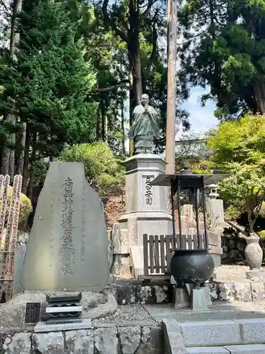 身延山奥之院思親閣(山梨県)