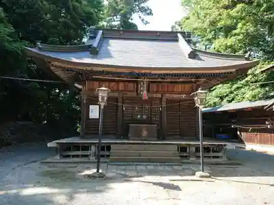 八幡神社の本殿・本堂
