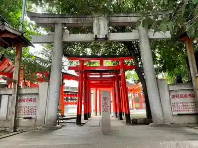 豊栄稲荷神社の鳥居