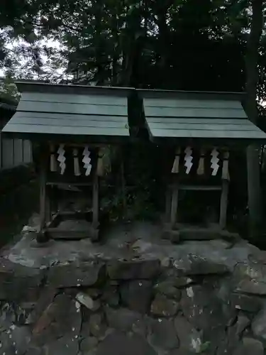 神明社（宮浦）の末社・摂社