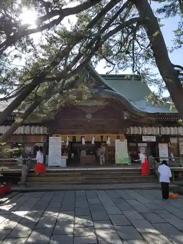 白山神社の本殿