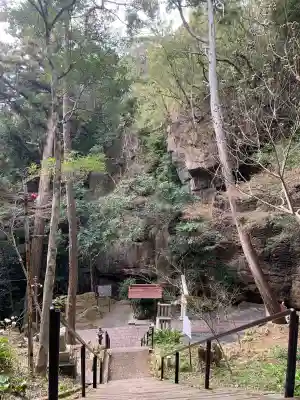 救馬溪観音の{uncategorized: "未分類", other: "その他", undefined: "問題あり", building: "その他建物", grave: "お墓", sacred_gate: "鳥居", guardian: "狛犬", statue: "像", buddha: "仏像", history: "歴史", nature: "自然", garden: "庭園", animal: "動物", pagoda: "塔", temizu: "手水舎", mountain_gate: "山門・神門", sanctuary: "本殿・本堂", subordinate: "末社・摂社", art: "芸術", scenery: "景色", jizo: "地蔵", ema: "絵馬", goshuin: "御朱印", omikuji: "おみくじ", items: "授与品その他", amulet: "お守り", goshuincho: "御朱印帳", eats: "食事", festival: "お祭り", votive_dance: "神楽", shichigosan: "七五三参", wedding: "結婚式", experience: "体験その他", initially: "初詣", around: "周辺", anti_infection: "感染症対策"}