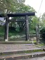 神明社の鳥居