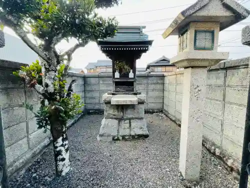地方森町愛宕社の{uncategorized: "未分類", other: "その他", undefined: "問題あり", building: "その他建物", grave: "お墓", sacred_gate: "鳥居", guardian: "狛犬", statue: "像", buddha: "仏像", history: "歴史", nature: "自然", garden: "庭園", animal: "動物", pagoda: "塔", temizu: "手水舎", mountain_gate: "山門・神門", sanctuary: "本殿・本堂", subordinate: "末社・摂社", art: "芸術", scenery: "景色", jizo: "地蔵", ema: "絵馬", goshuin: "御朱印", omikuji: "おみくじ", items: "授与品その他", amulet: "お守り", goshuincho: "御朱印帳", eats: "食事", festival: "お祭り", votive_dance: "神楽", shichigosan: "七五三参", wedding: "結婚式", experience: "体験その他", initially: "初詣", around: "周辺", anti_infection: "感染症対策"}