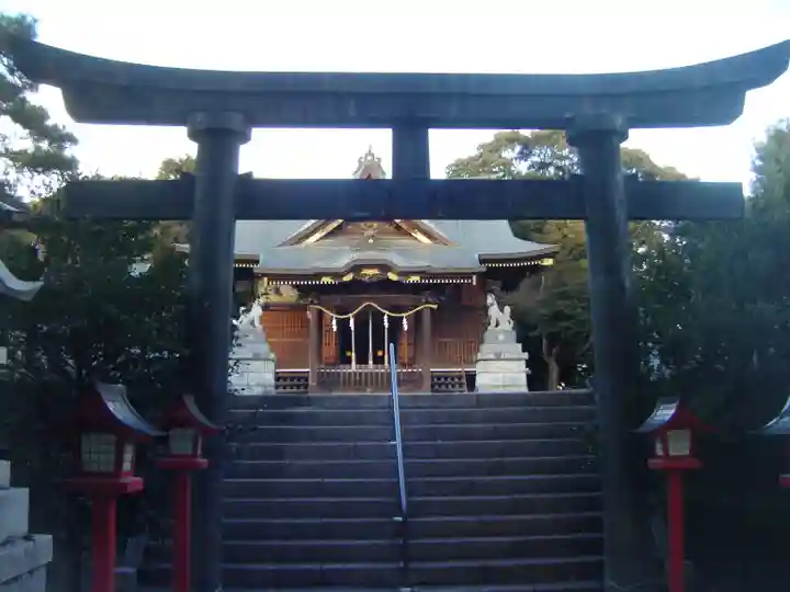 一瓶塚稲荷神社の鳥居
