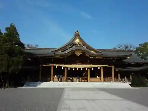 寒川神社の本殿